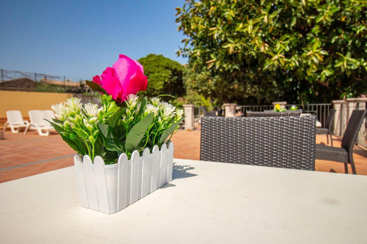 Royal Playa Suite And Apartament -Private Parking- Self Chek Out Aeroporto di Catania Fontana Rossa Esterno foto
