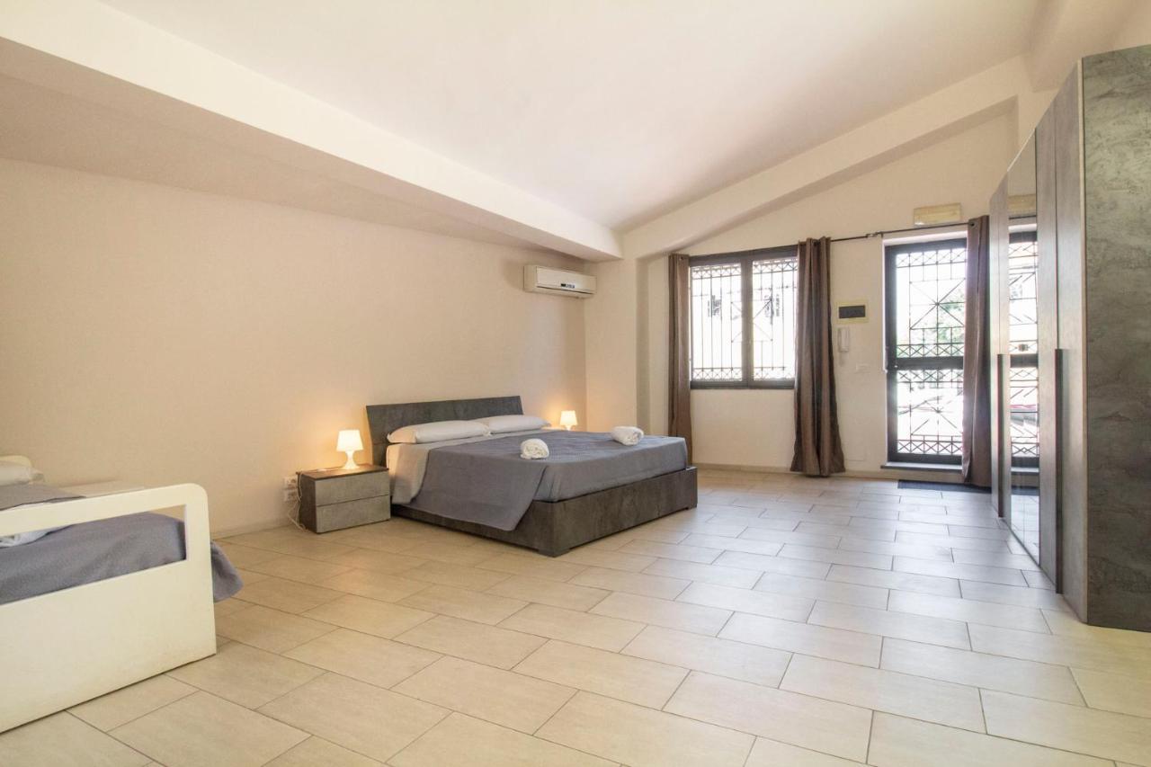 Royal Playa Suite And Apartament -Private Parking- Self Chek Out Aeroporto di Catania Fontana Rossa Esterno foto