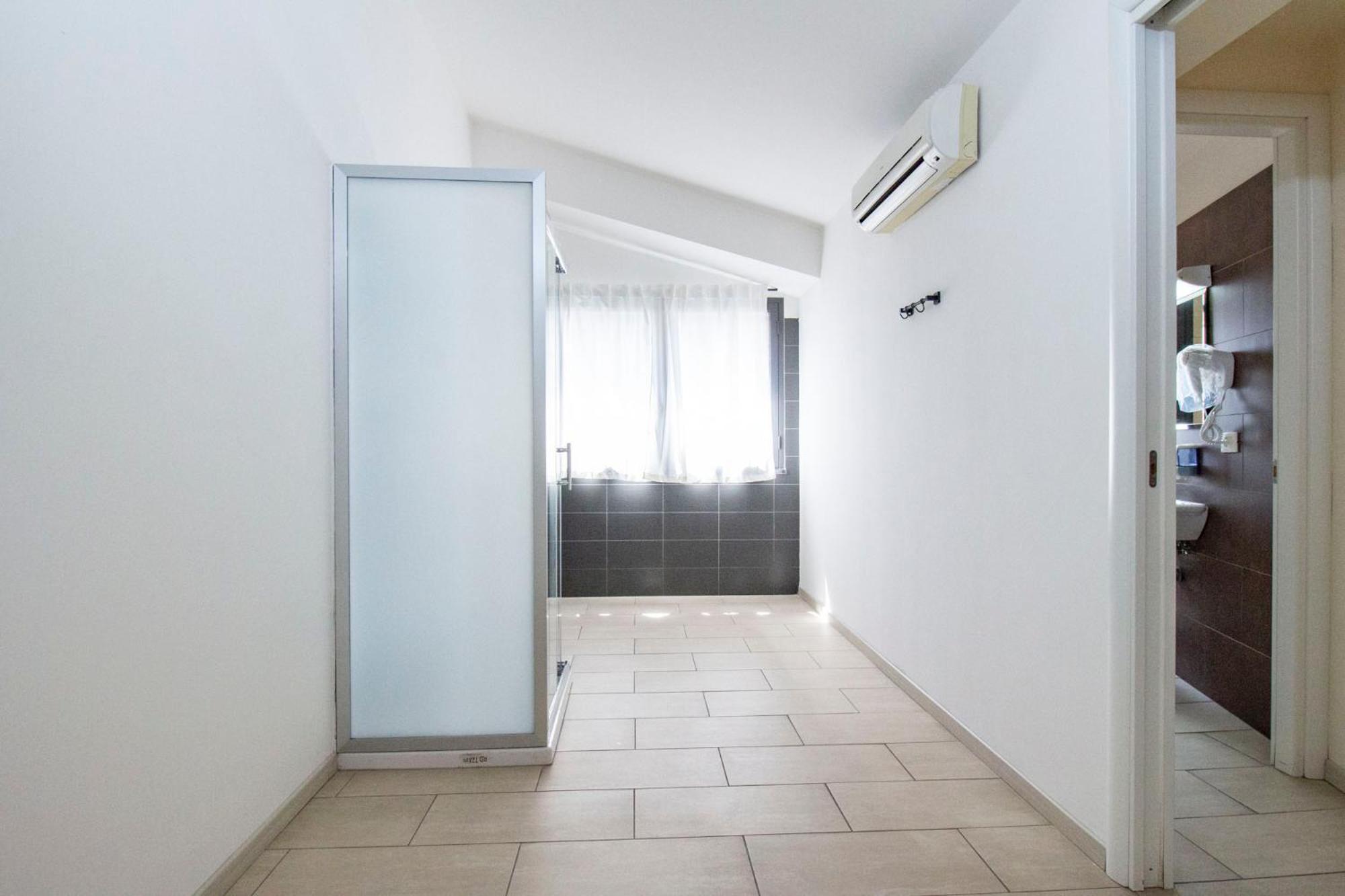 Royal Playa Suite And Apartament -Private Parking- Self Chek Out Aeroporto di Catania Fontana Rossa Esterno foto
