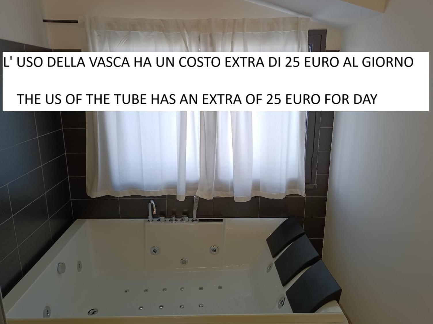 Royal Playa Suite And Apartament -Private Parking- Self Chek Out Aeroporto di Catania Fontana Rossa Esterno foto